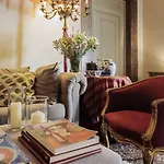 Al Palazzo Del Marchese Di Camugliano Residenza D'epoca Hotel