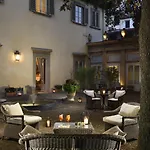 Al Palazzo Del Marchese Di Camugliano Residenza D'epoca Hotel 4*