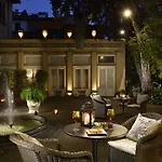 Hotel Al Palazzo Del Marchese Di Camugliano Residenza D'epoca 4*