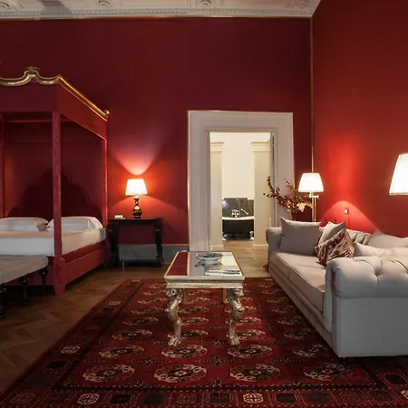 Al Palazzo Del Marchese Di Camugliano Residenza D'epoca Florence