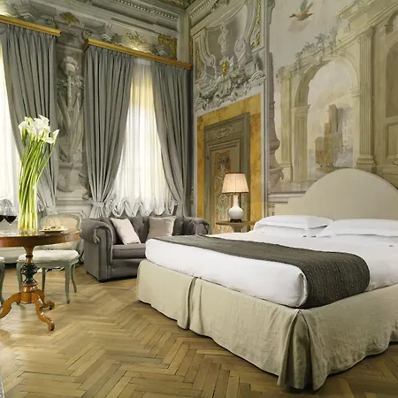 Al Palazzo Del Marchese Di Camugliano Residenza D'epoca Hotel