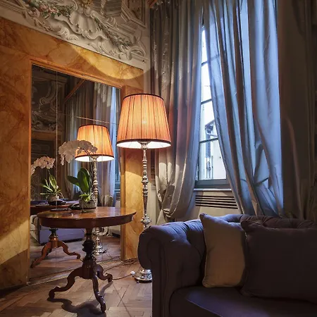 Al Palazzo Del Marchese Di Camugliano Residenza D'epoca Hotel Florenz