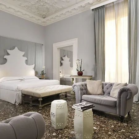 Hotel Al Palazzo Del Marchese Di Camugliano Residenza D'epoca Florence