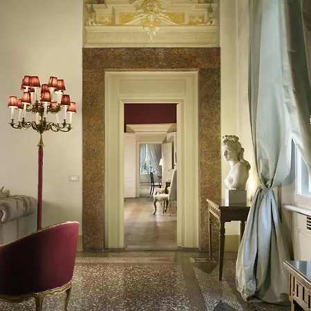 Al Palazzo Del Marchese Di Camugliano Residenza D'epoca Florenz