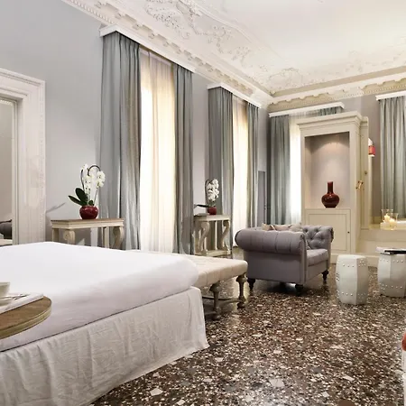 酒店 加木格里诺侯爵宫依波娜酒店