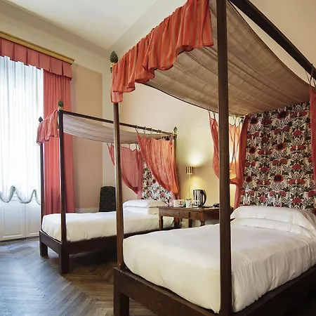 Al Palazzo Del Marchese Di Camugliano Residenza D'epoca Hotel 4*