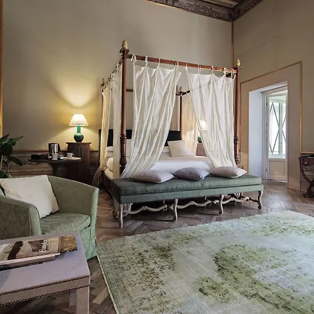 Al Palazzo Del Marchese Di Camugliano Residenza D'epoca 4* Florencie