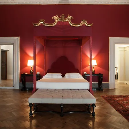 酒店 加木格里诺侯爵宫依波娜酒店 4*