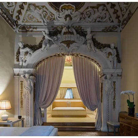 Al Palazzo Del Marchese Di Camugliano Residenza D'epoca 4*