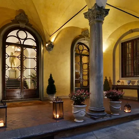 Hotel Al Palazzo Del Marchese Di Camugliano Residenza D'epoca Florence