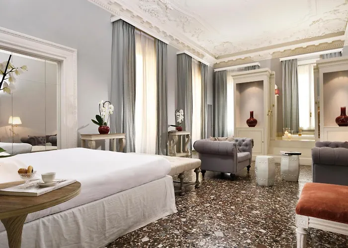 Hotel Al Palazzo Del Marchese Di Camugliano Residenza D'epoca
