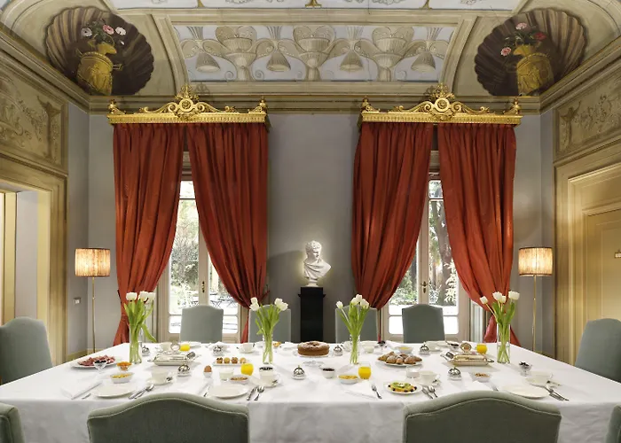 Al Palazzo Del Marchese Di Camugliano Residenza D'epoca Florence