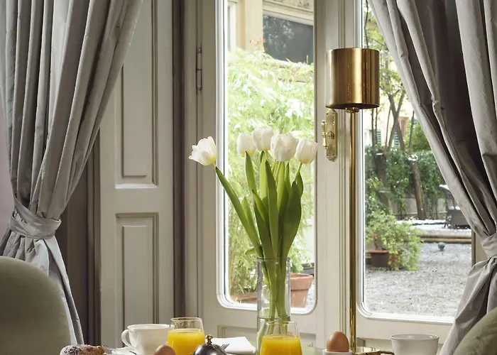 Hotel Al Palazzo Del Marchese Di Camugliano Residenza D'epoca Florence