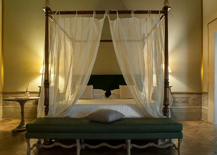 Al Palazzo Del Marchese Di Camugliano Residenza D'epoca Hotel