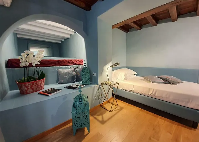 Al Palazzo Del Marchese Di Camugliano Residenza D'epoca Hotel 4*